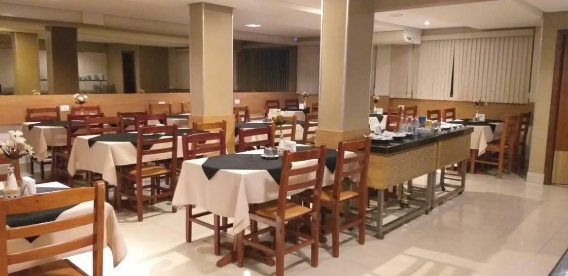 Ilhabela Park Hotel Нуклеу-Бандейранте Екстер'єр фото